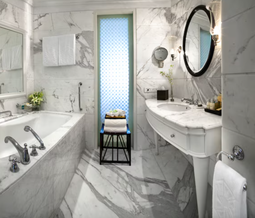 The Taj Mahal Palace, Mumbai Luxury Room  3