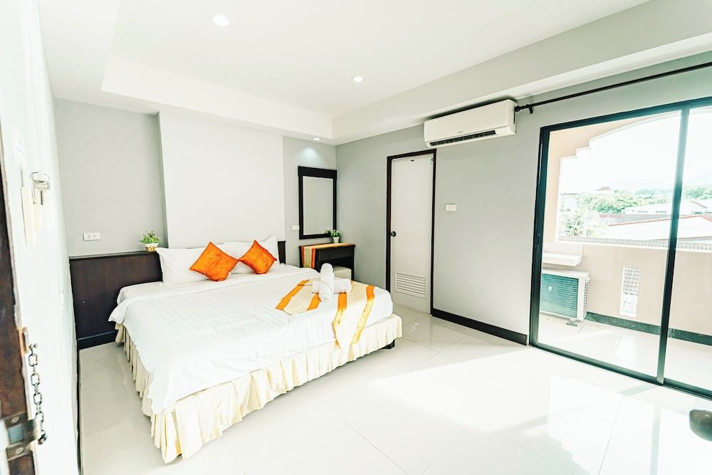 Saiyuan Residence Phuket Standard Double or Twin Room 5