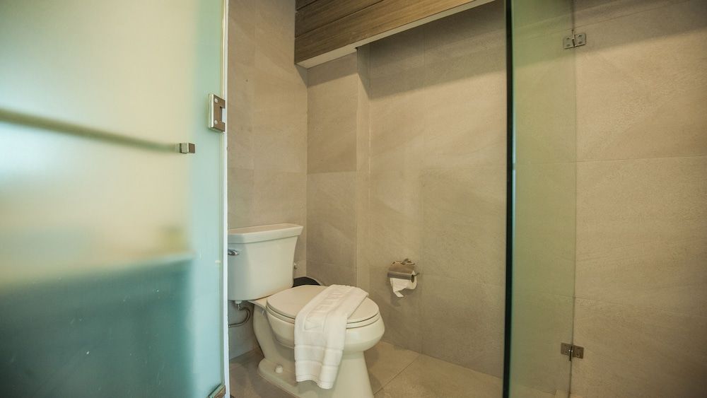 undefined B2 Riverside Premier Resort 10