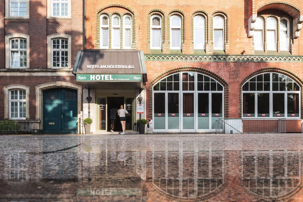 undefined Hotel Holstenwall 5