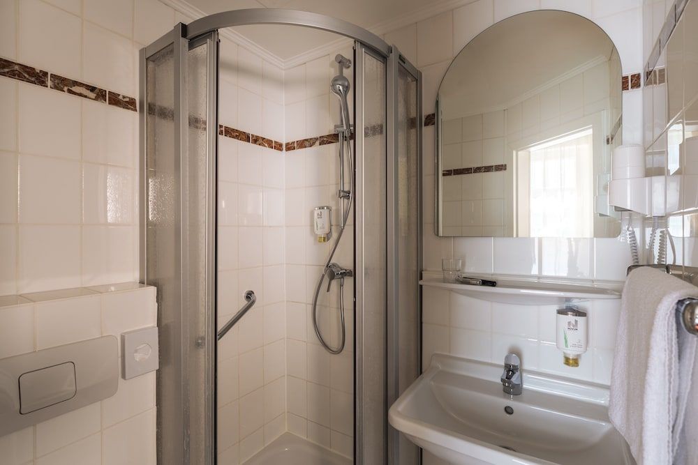 undefined Hotel Holstenwall 10