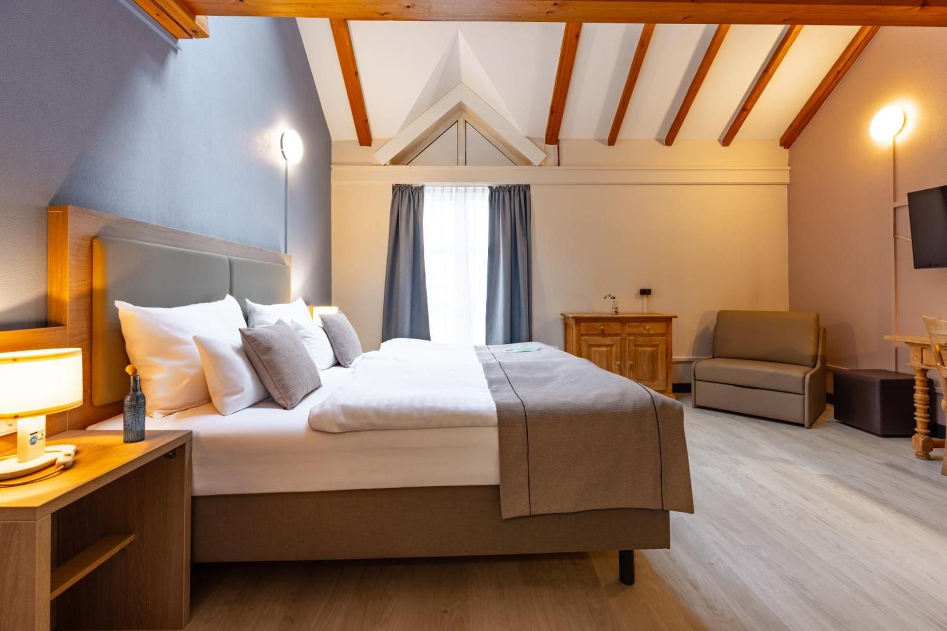 2 Bedroom Duplex Suite