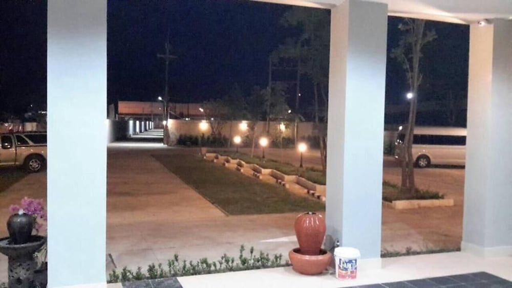 undefined Baanduangkamol 6