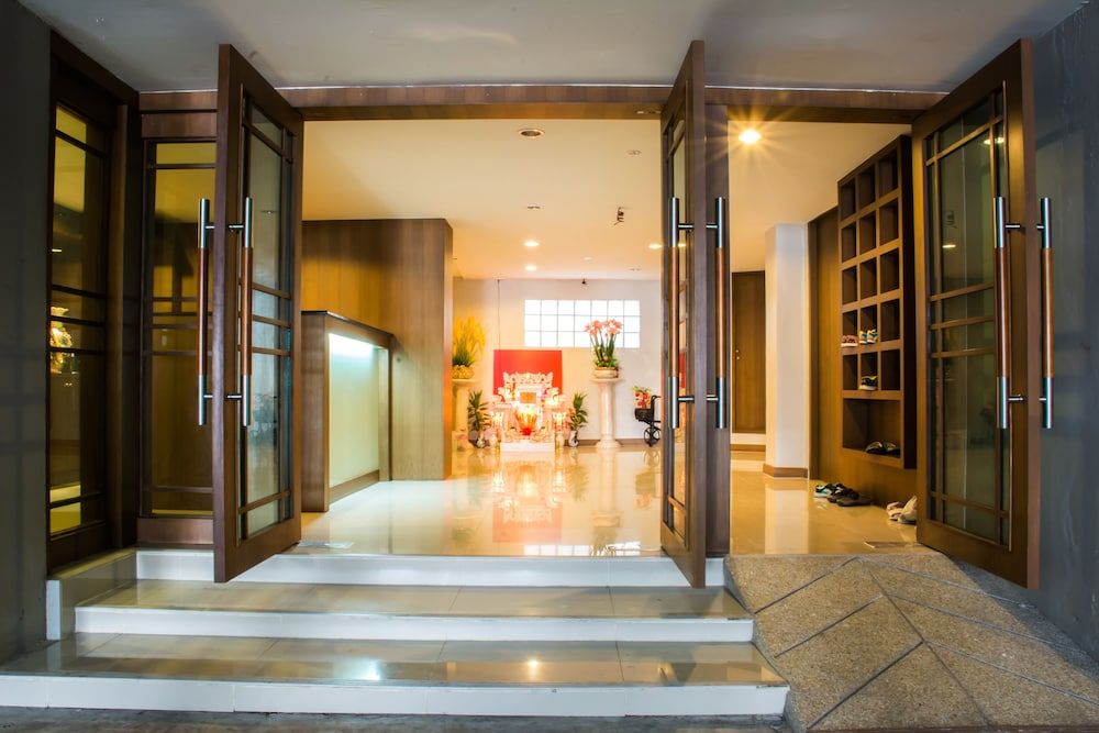 undefined Baanduangkamol