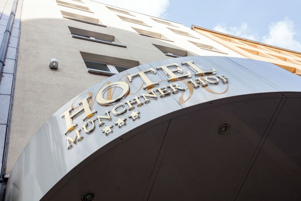 undefined Hotel Münchner Hof 2