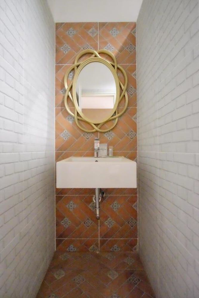 The O-Zone Airport Inn Standard Room 13