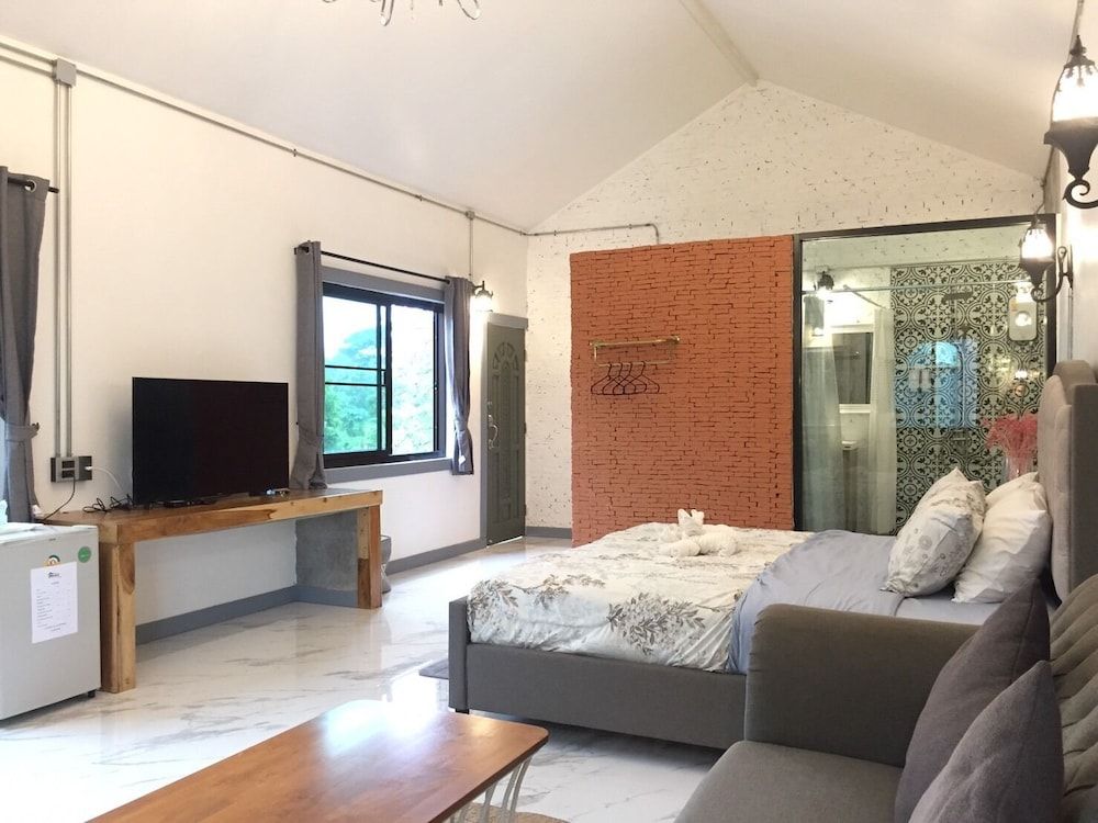 Family Room, Multiple Beds