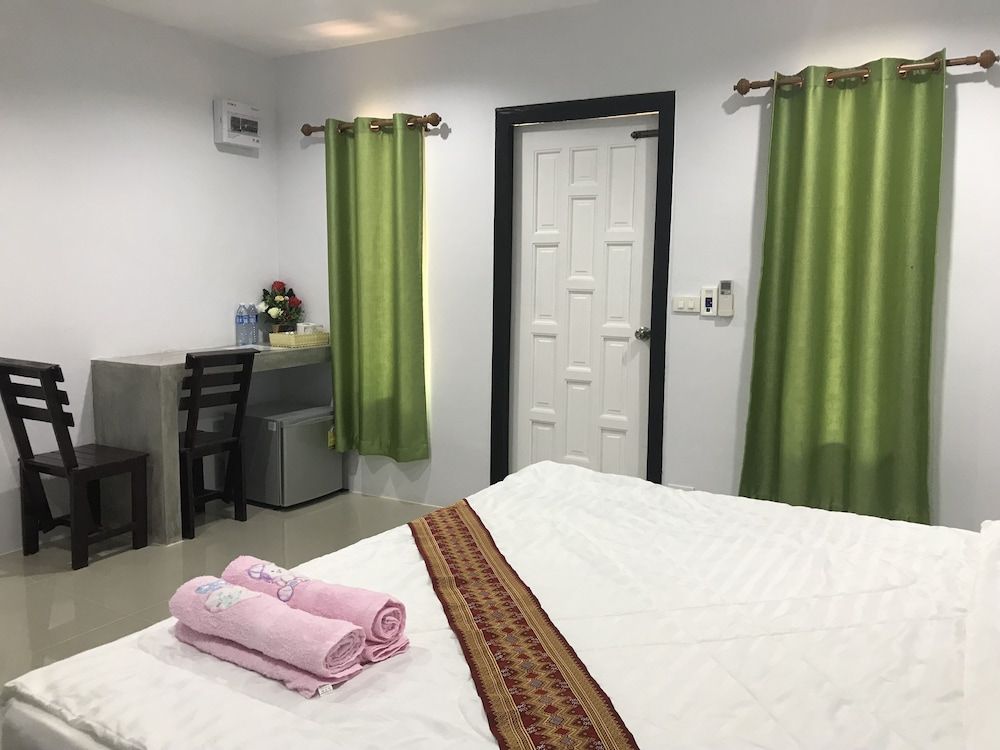 Kanyaphat Gardenview Resort Standard Bungalow 8