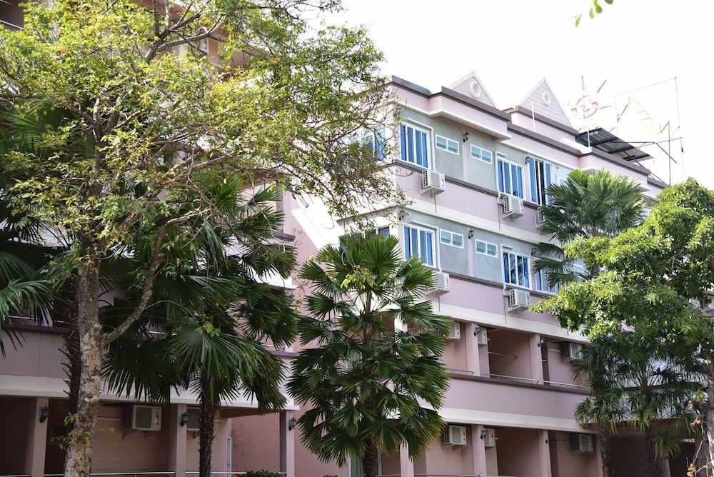 Phuranya Resort