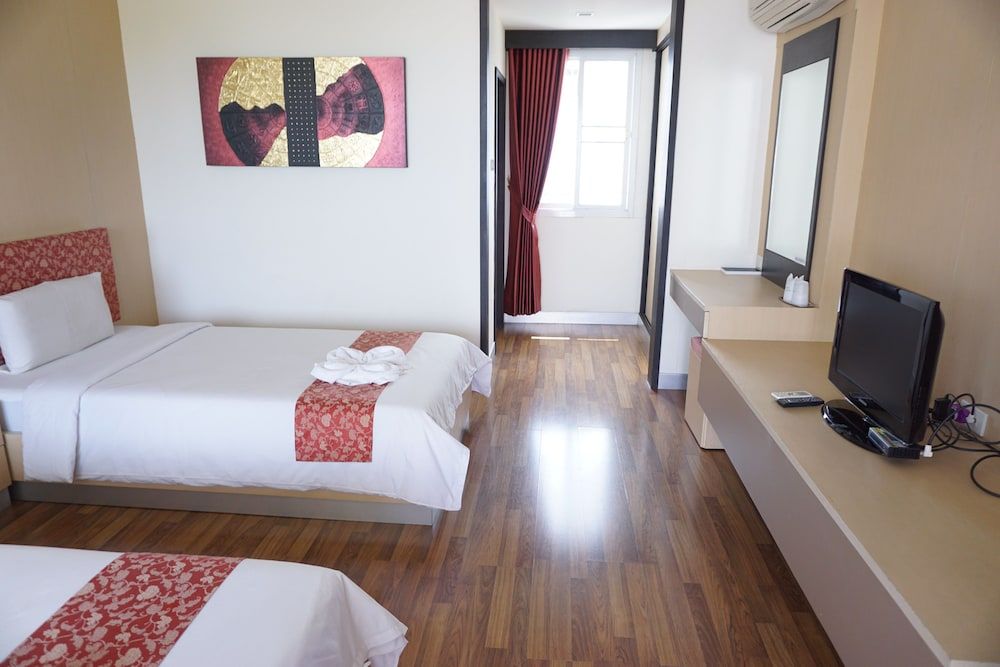 Panatara Hotel Deluxe Twin Room 3