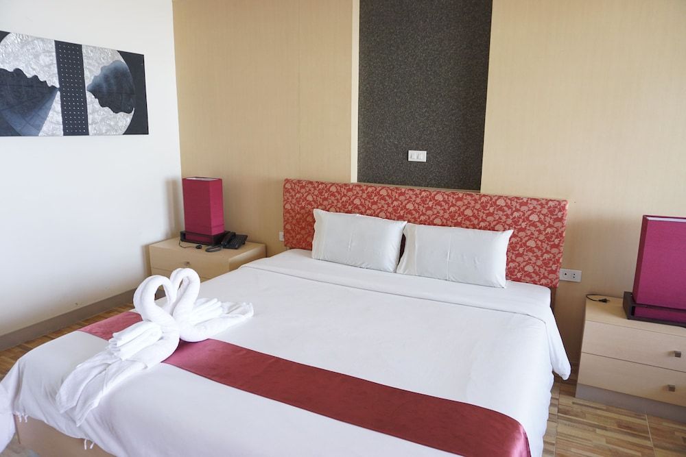 Panatara Hotel Deluxe Double Room 3