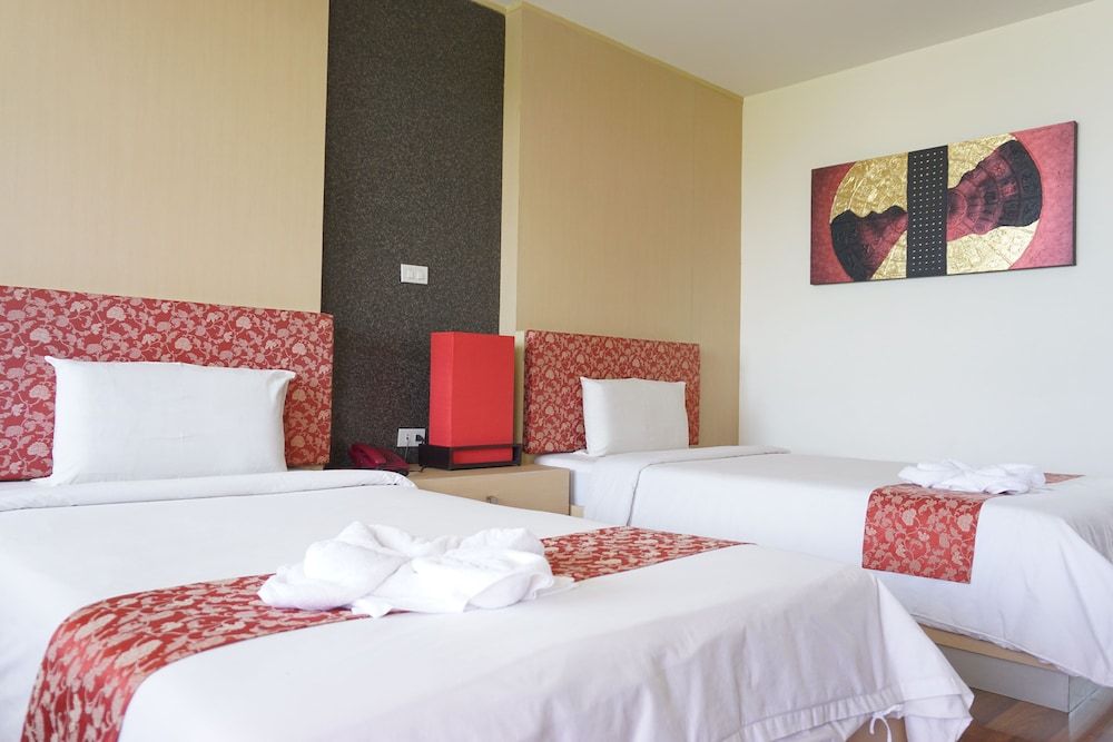 Panatara Hotel Deluxe Twin Room 4