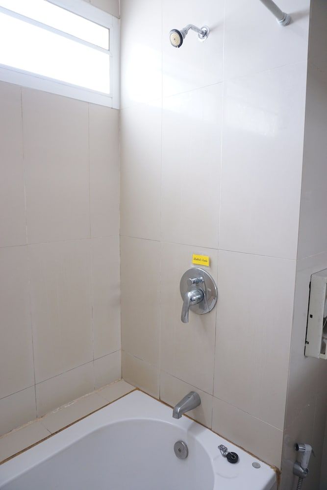 Panatara Hotel Deluxe Double Room 10