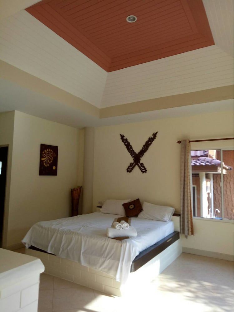 undefined Dollaporn House 9