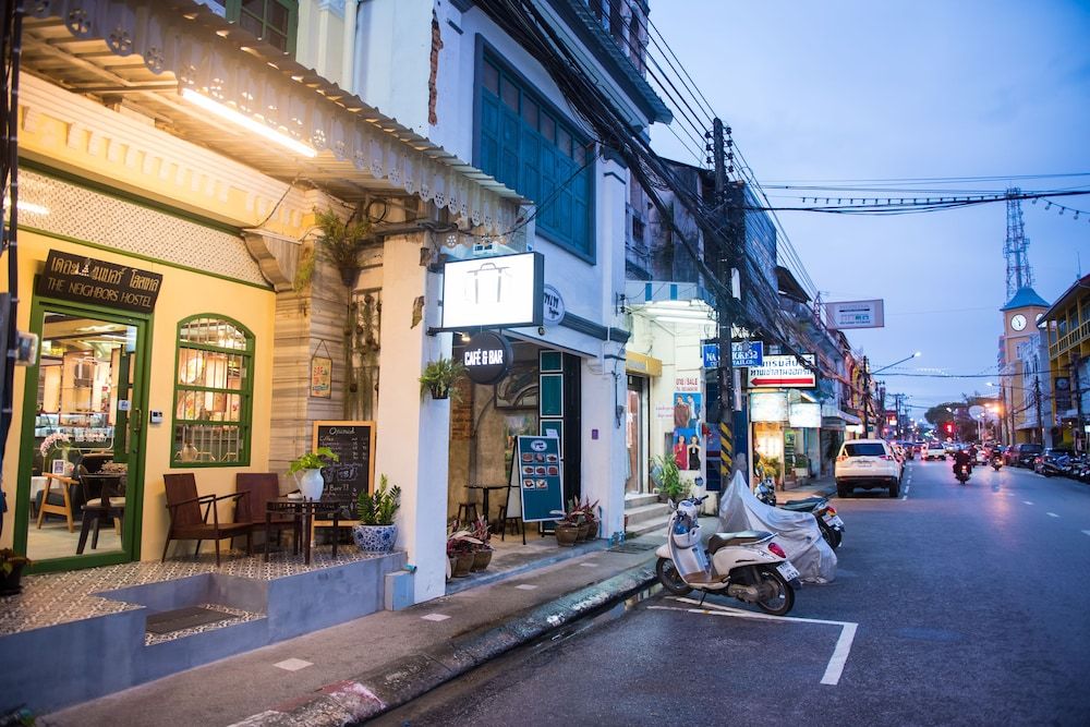 undefined The Neighbors Hostel - Adults Only 9