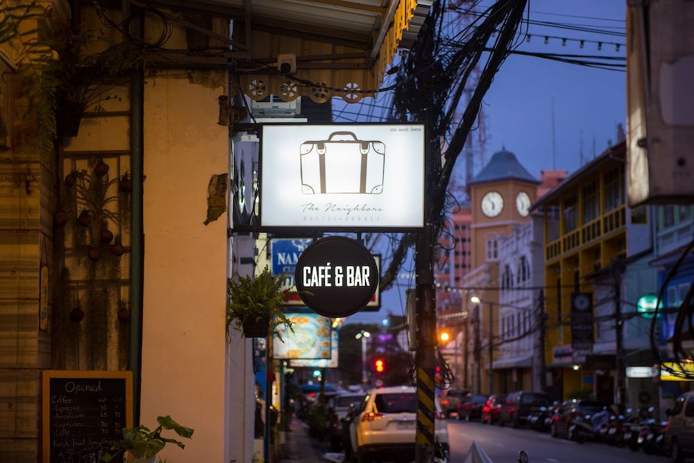 undefined The Neighbors Hostel - Adults Only 10