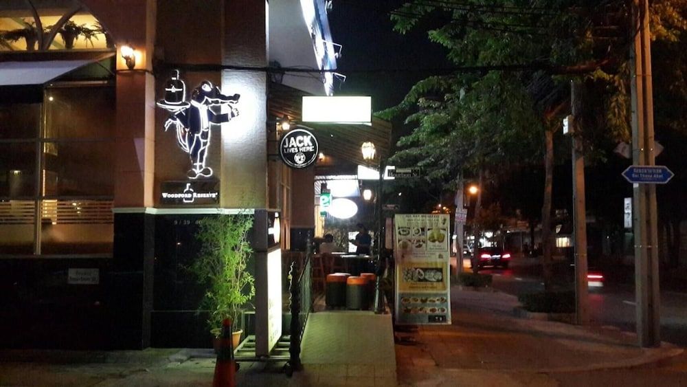 undefined De Sky Sukhumvit Ekkamai 5