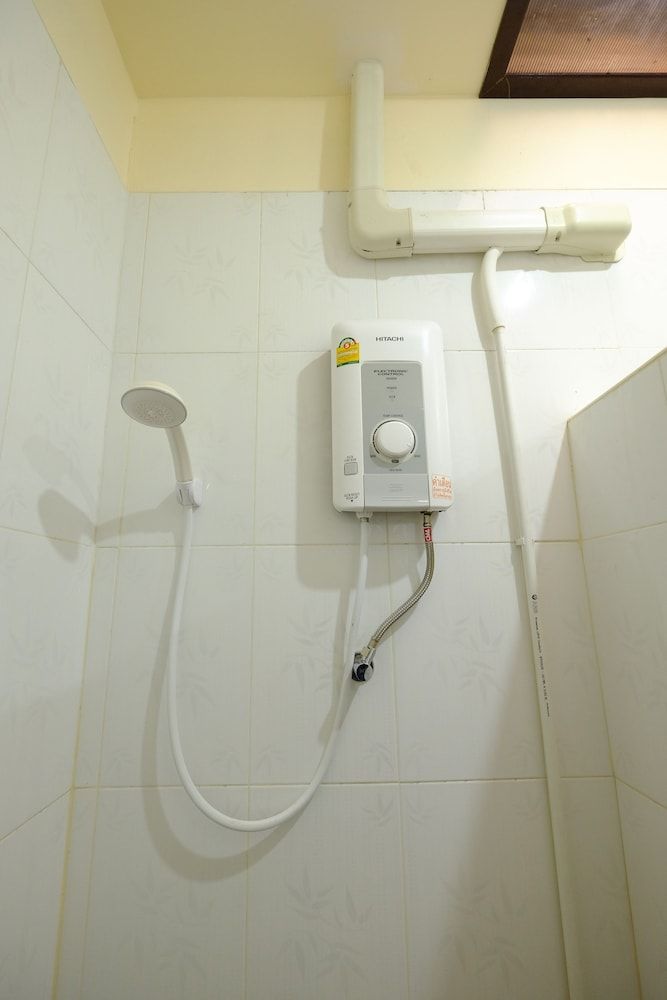 Ladawan Resort Standard Room 5