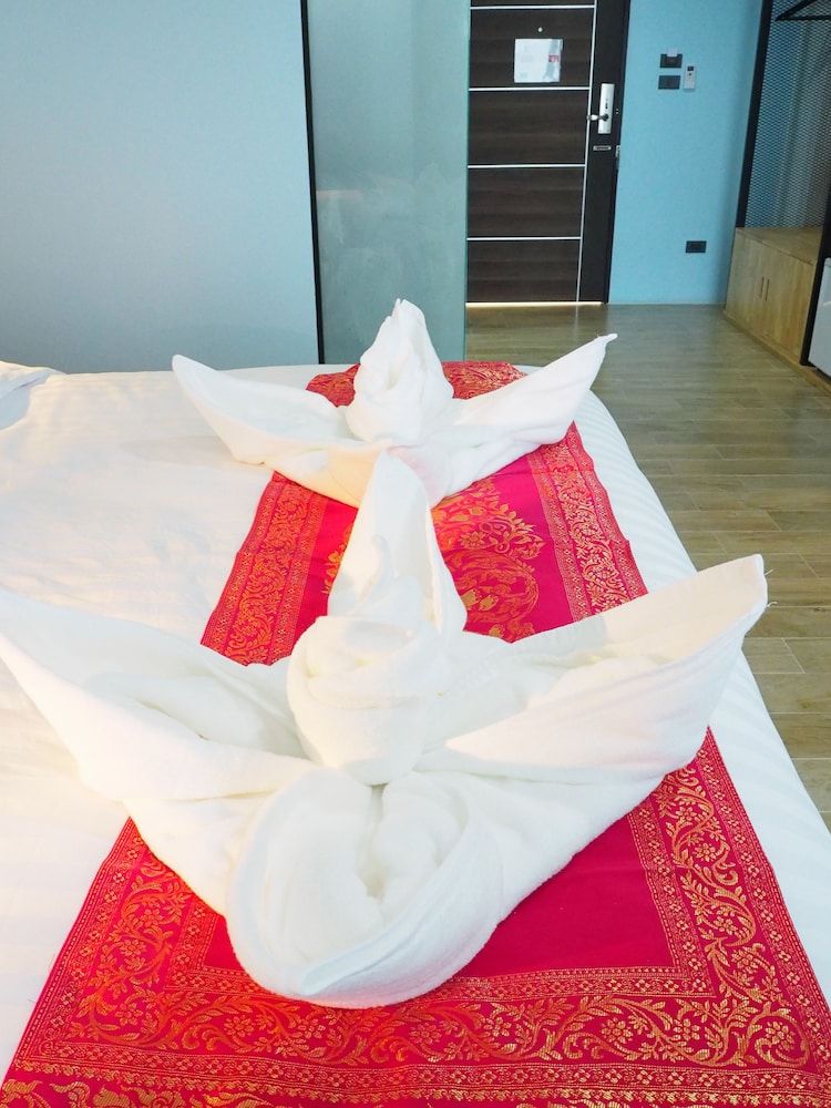 Samui City Hotel Deluxe Room 2