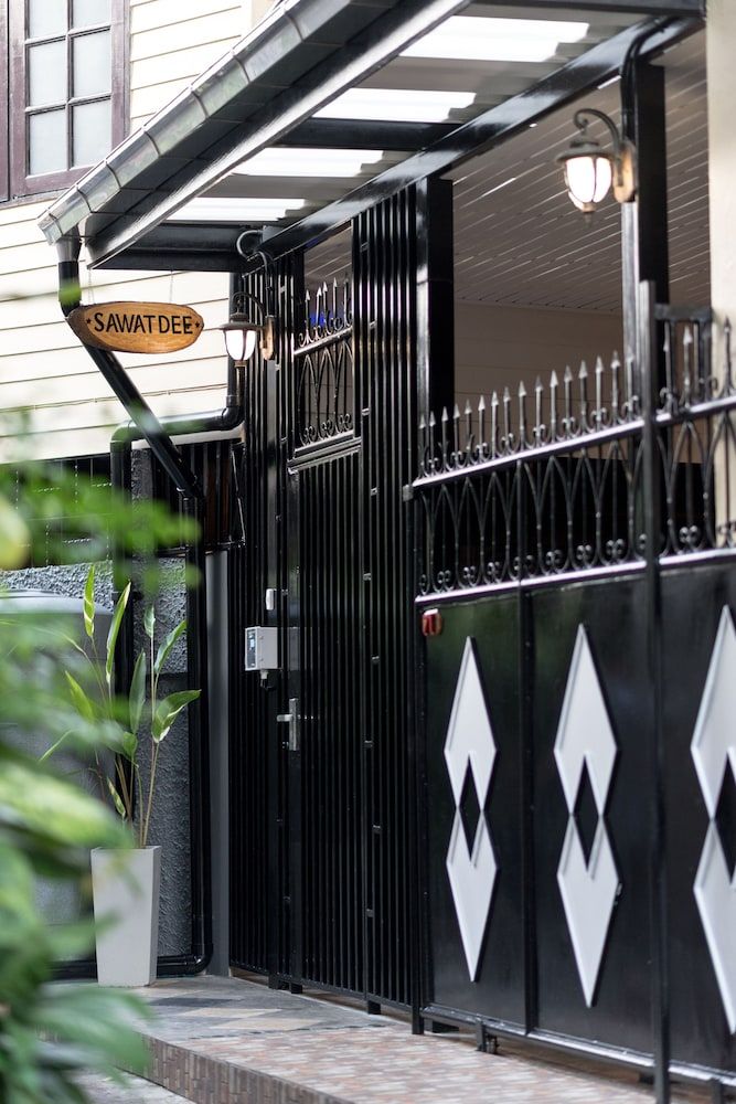 undefined Sawatdee Guesthouse the Original 8