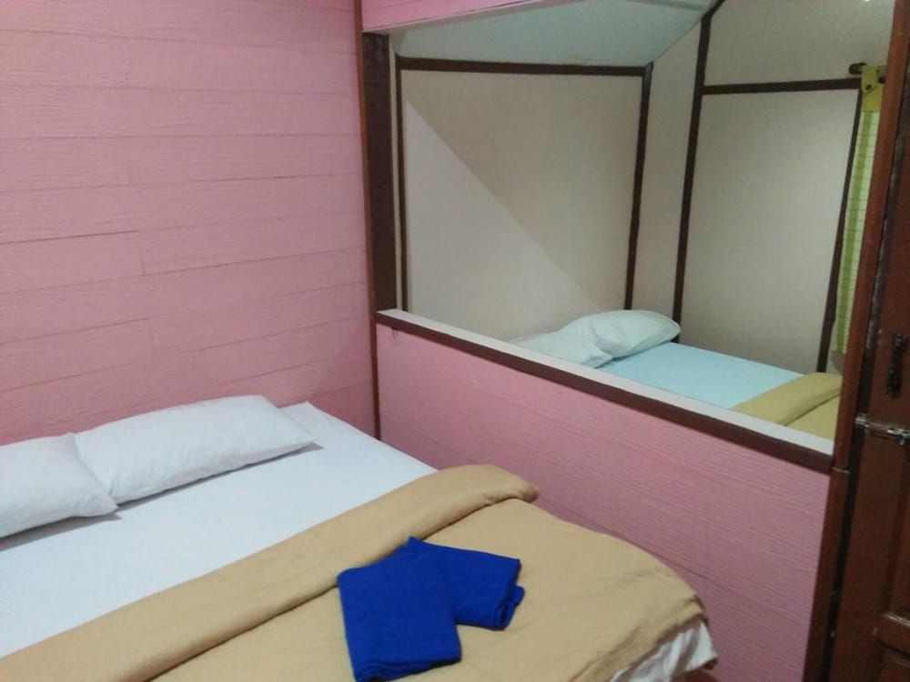 Shong Hai Resort Basic Twin Room