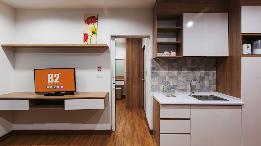 B2 Sriracha Premier Hotel Deluxe Premier Room 4