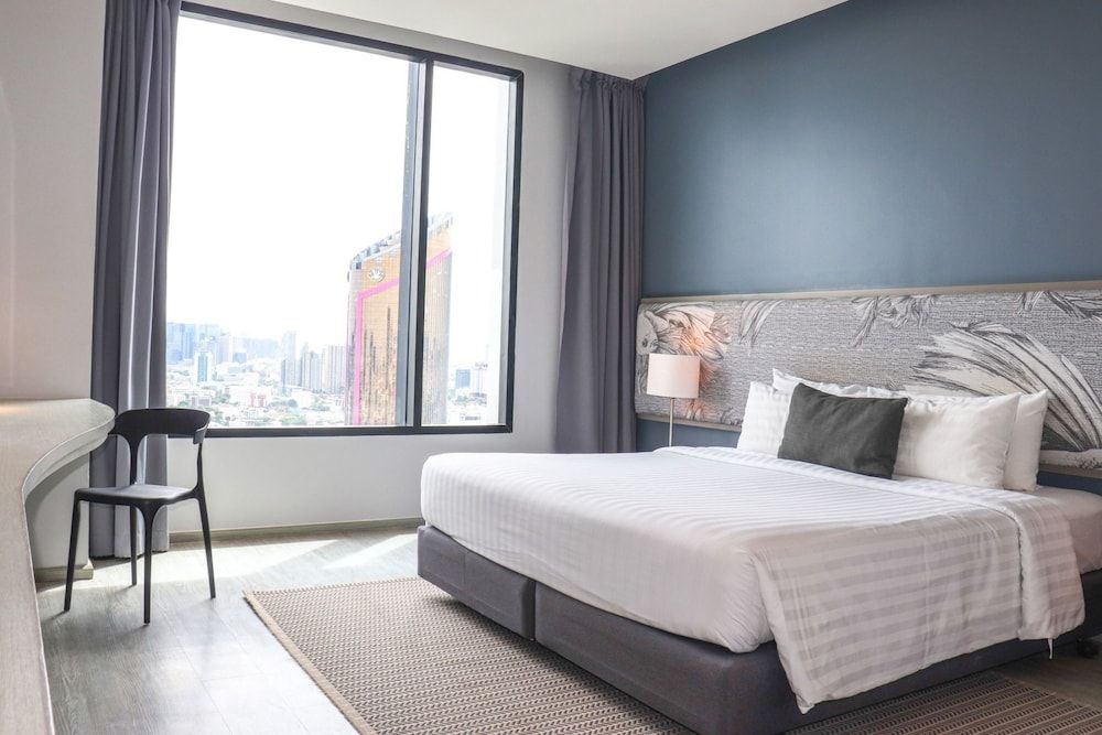 The Quarter Ari by UHG Superior Room 2