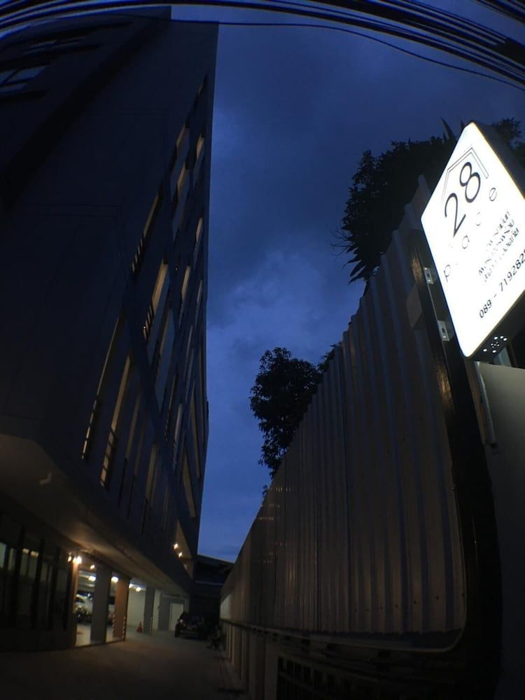 undefined 28 Place 5