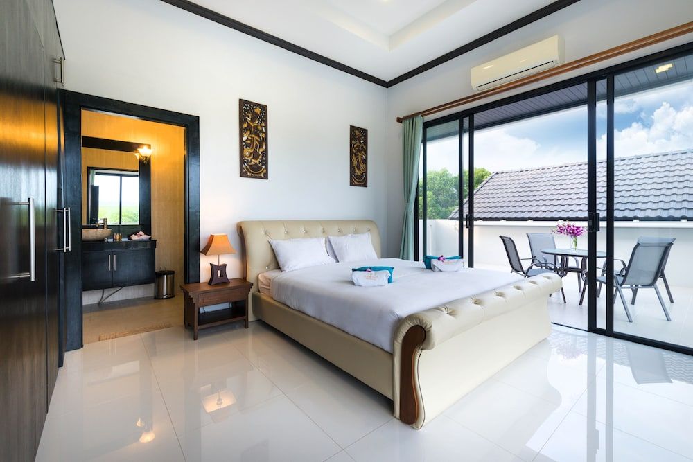 4-Bedroom Luxury Pool Villa