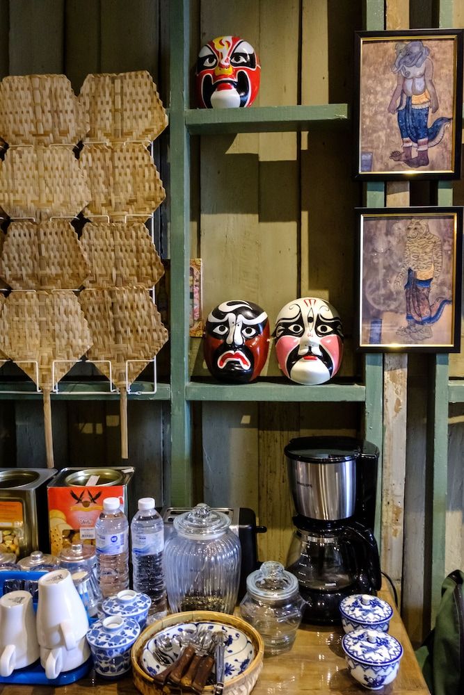 undefined Live Local 4