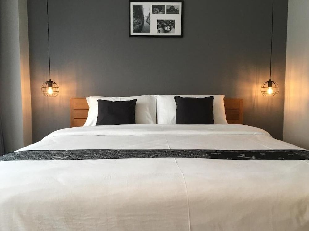 The Besavana Phuket Standard Double Room 2