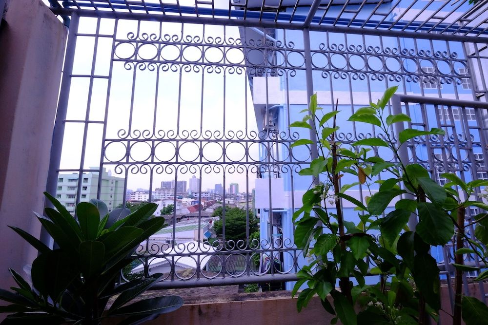 undefined 42 Guesthouse 2