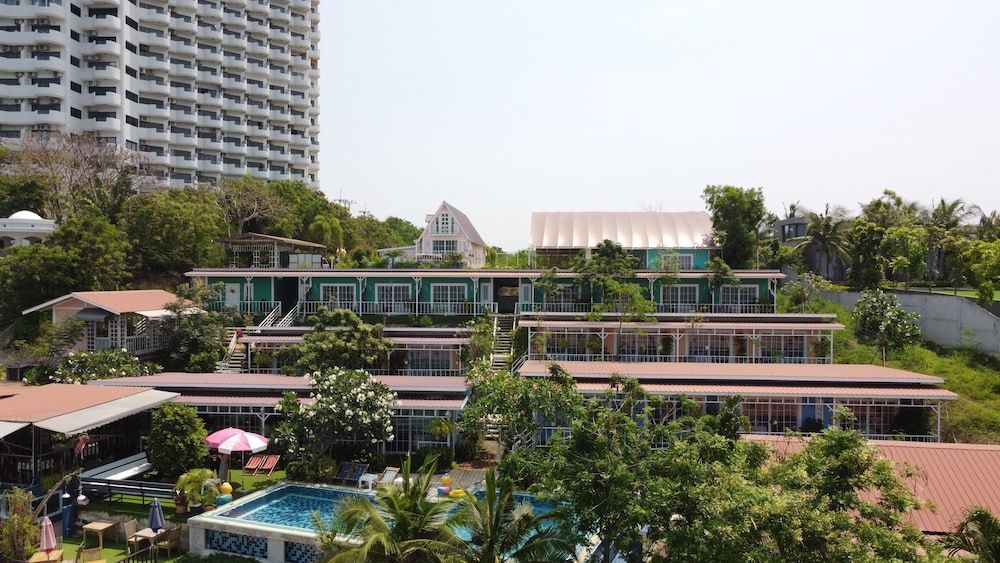 undefined Pattaya Paradise Beach Resort 10