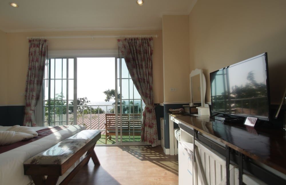 undefined Pattaya Paradise Beach Resort 3