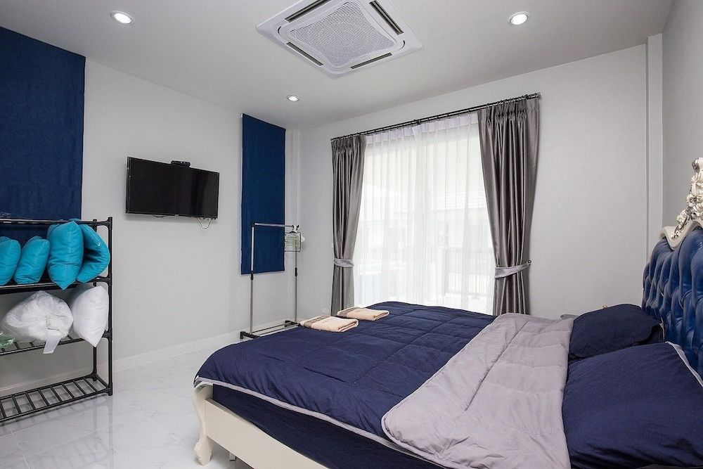 Smart Home Huahin 3-Bedroom Pool Villa 3