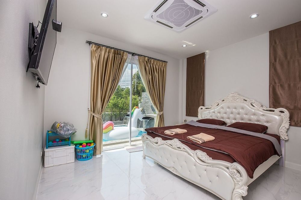 Smart Home Huahin 3-Bedroom Pool Villa 6
