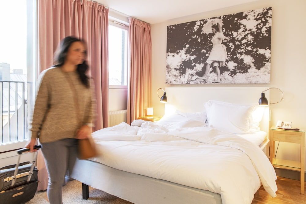 Hotel Rival Standard Double or Twin Room 5