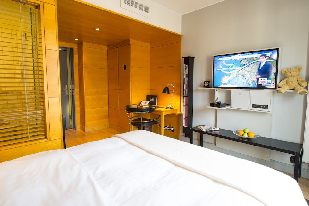 Hotel Rival Standard Double or Twin Room 2