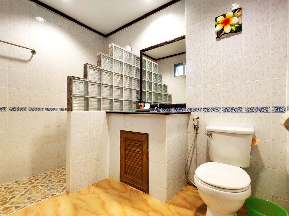 Grand Orchid Resort Family Double Room 17