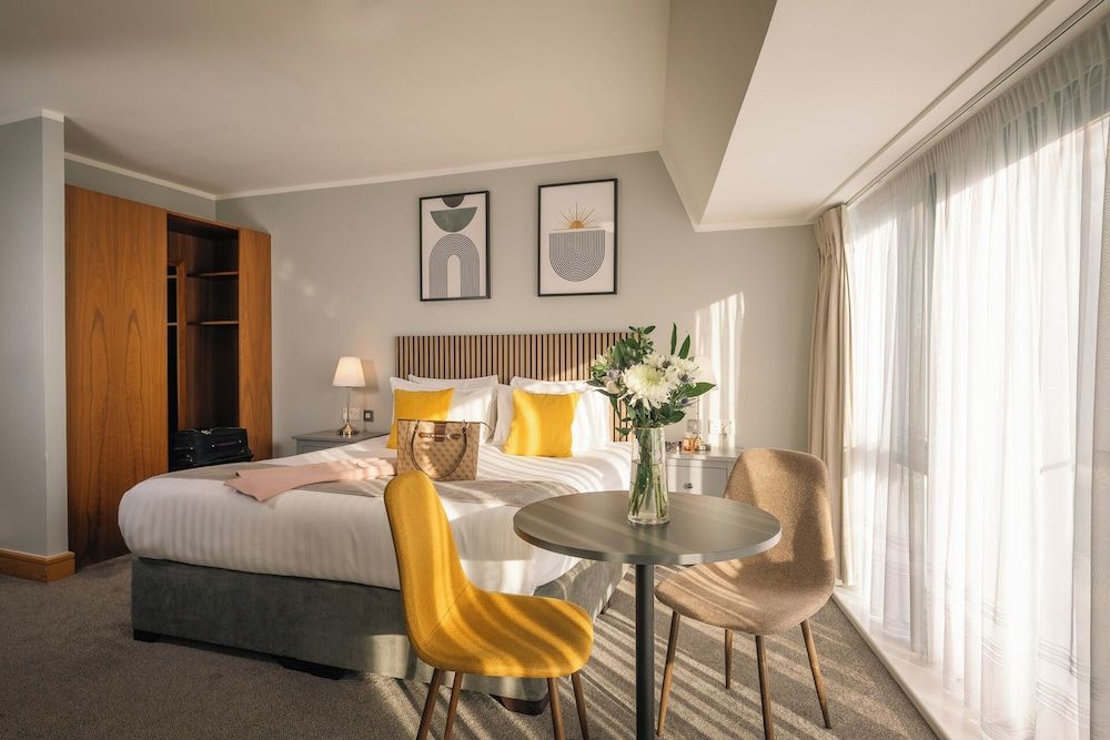 undefined Beresford Hotel