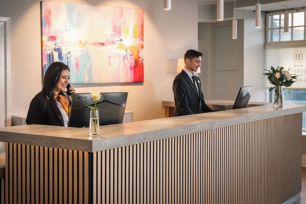 undefined Beresford Hotel 8