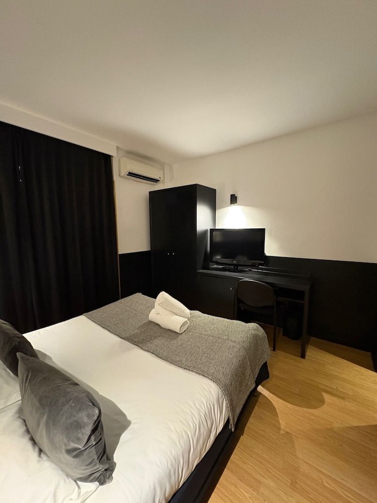 Hotel Cannes Gallia Classique avec balcon - Vue ville (ascenseur) 2