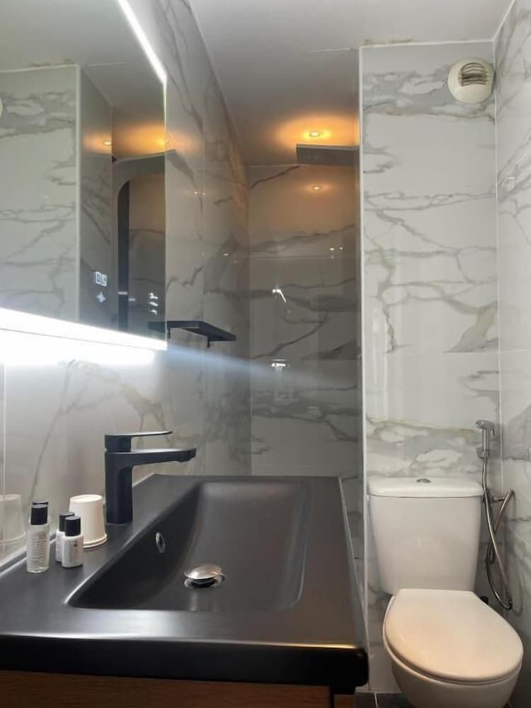 Hotel Cannes Gallia Classique avec balcon - Vue ville (ascenseur) 4