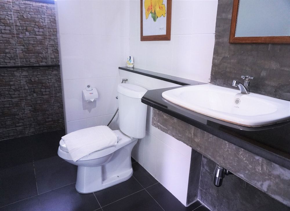 Papa's Home and Rabbit cafe Deluxe Double Room 9