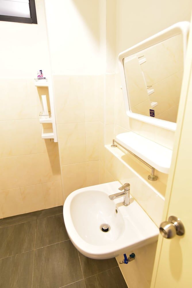 WJ Hostel Standard Double Room 13