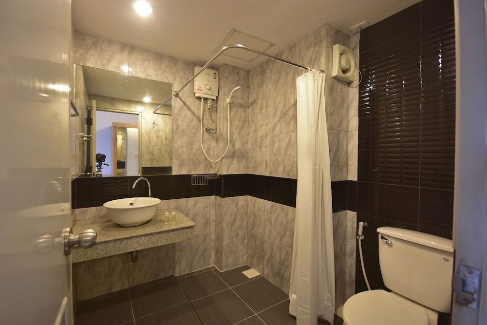 LOFT Salaya Deluxe 3