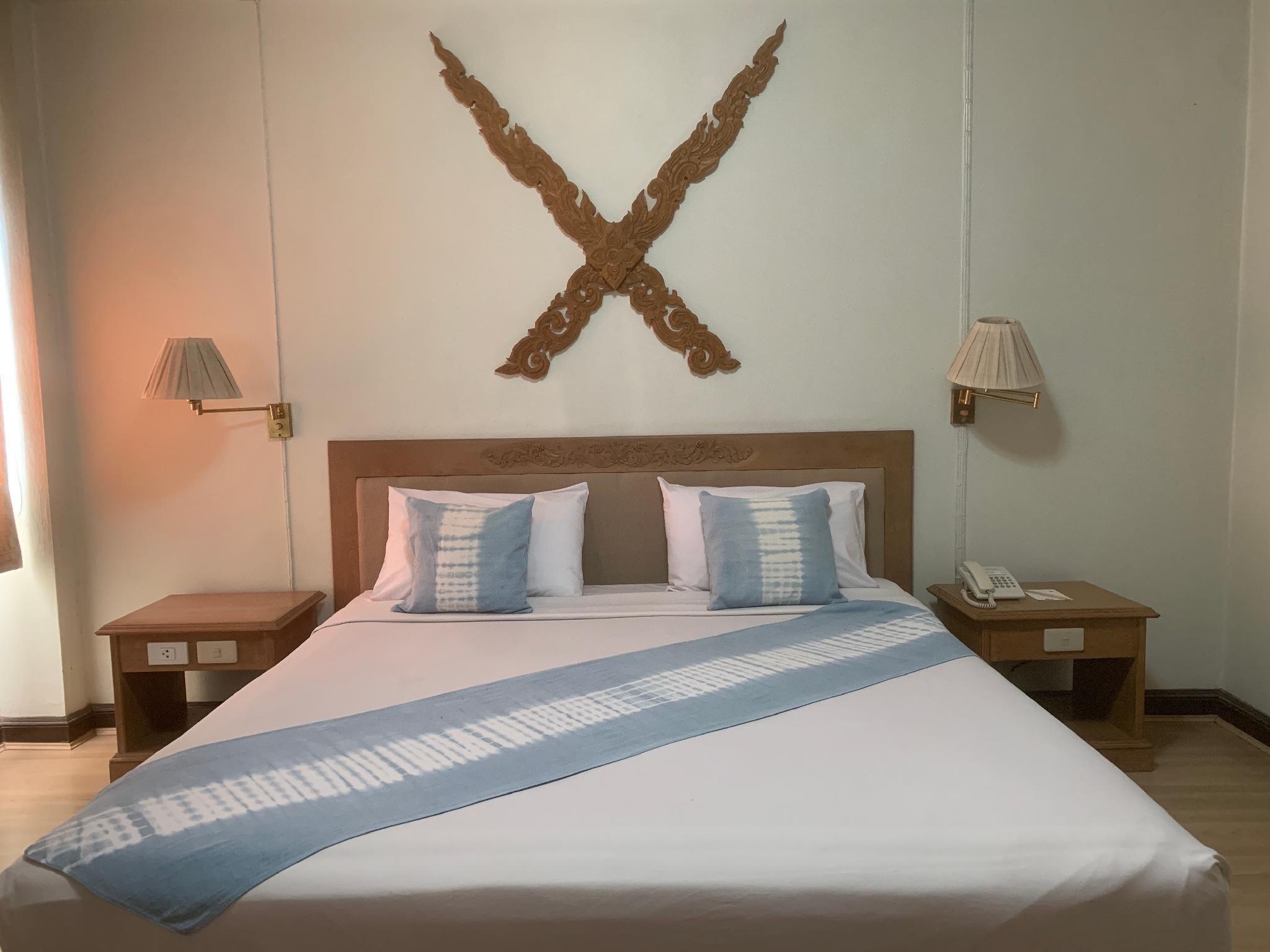 Maeyom Palace Hotel Deluxe Double Room 2