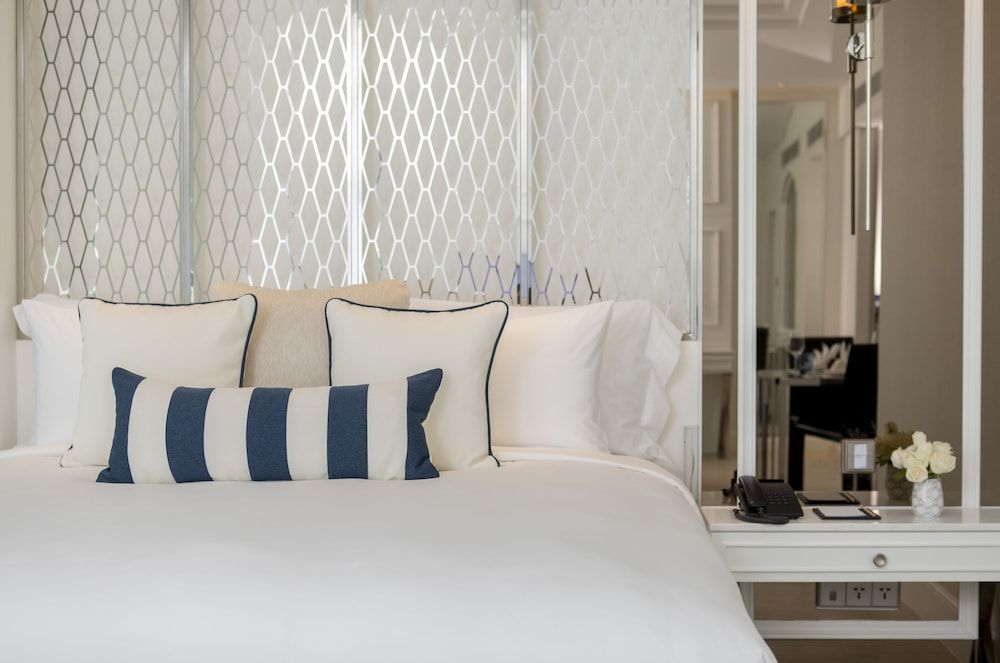 Sapphire Suite