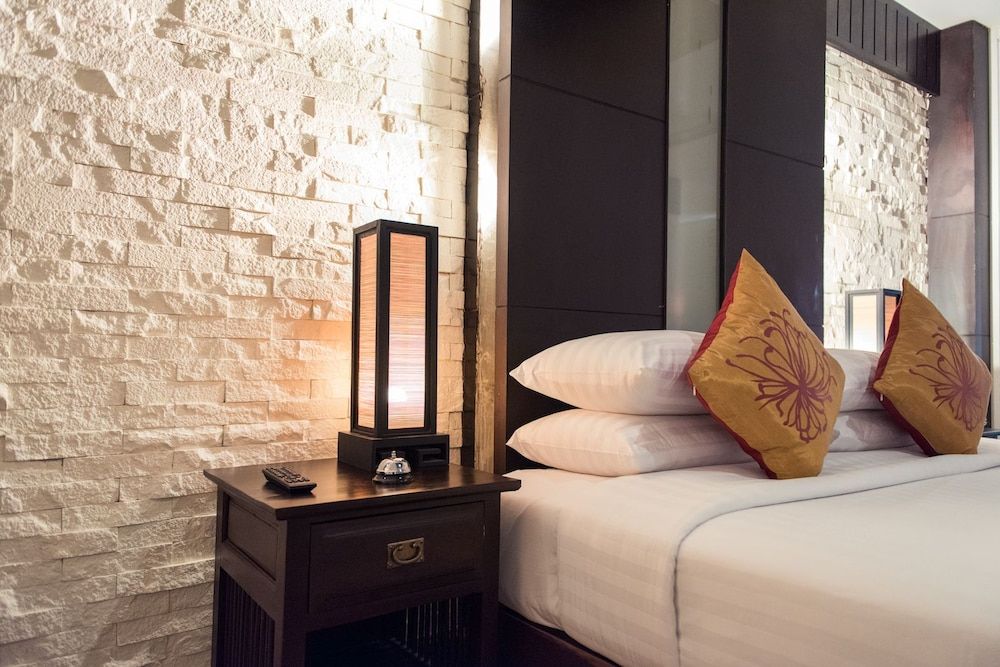 Bangkok Natural Spa Resort and Suite Luxury Suite 15