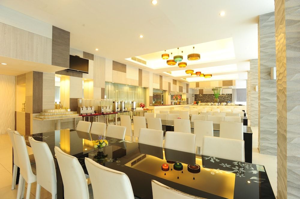 undefined Bangkok Natural Spa Resort and Suite 8